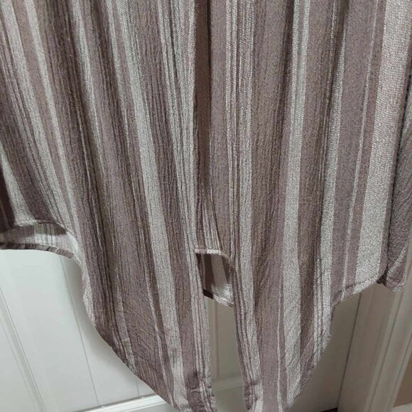 Artistic Designs by Lu, Brown striped fabric with animal print sleeves. Medium - Picture 7 of 10